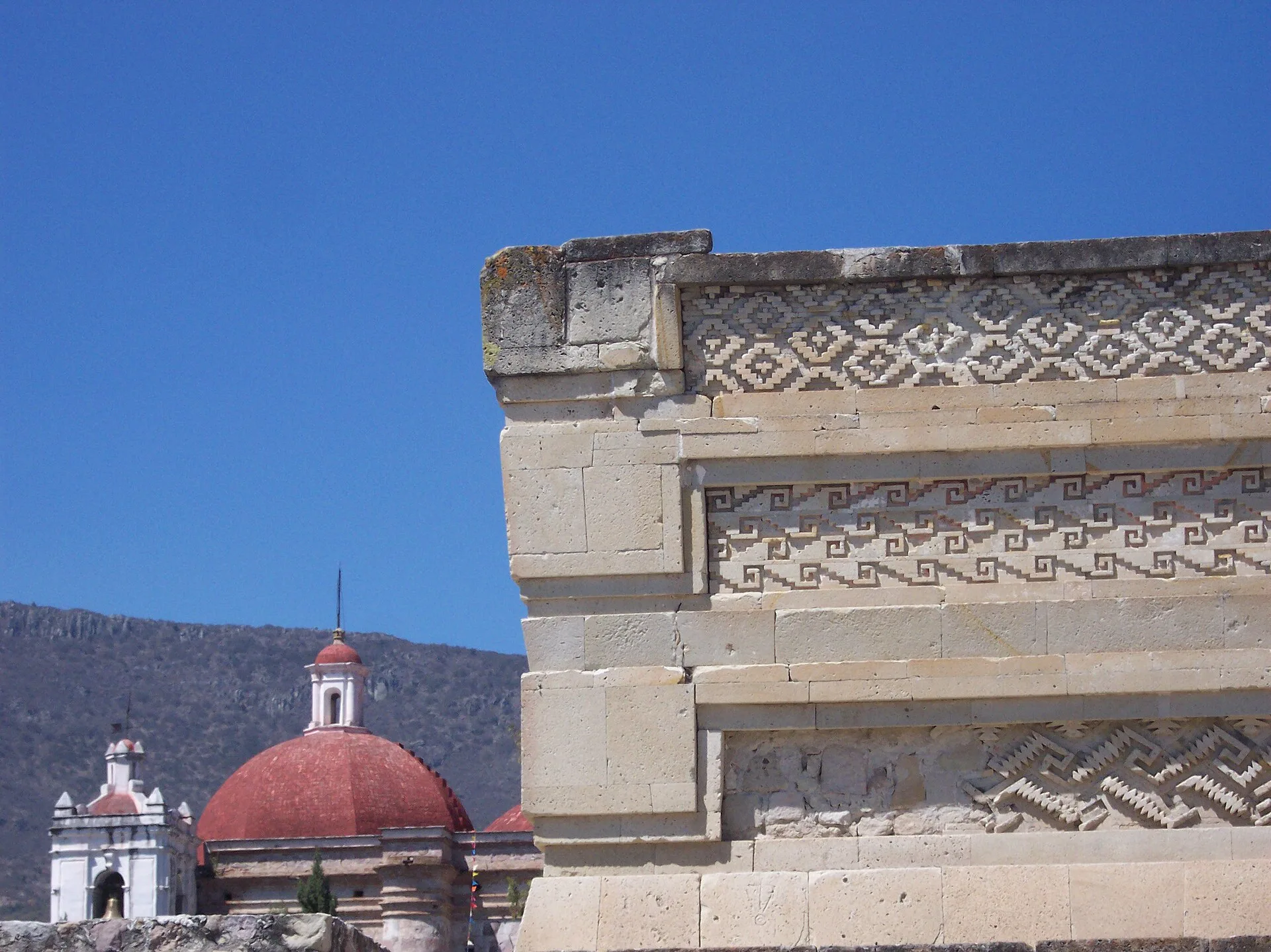 Mosaïques de pierre géométriques du site zapotèque de Mitla, dans la vallée d'Oaxaca
